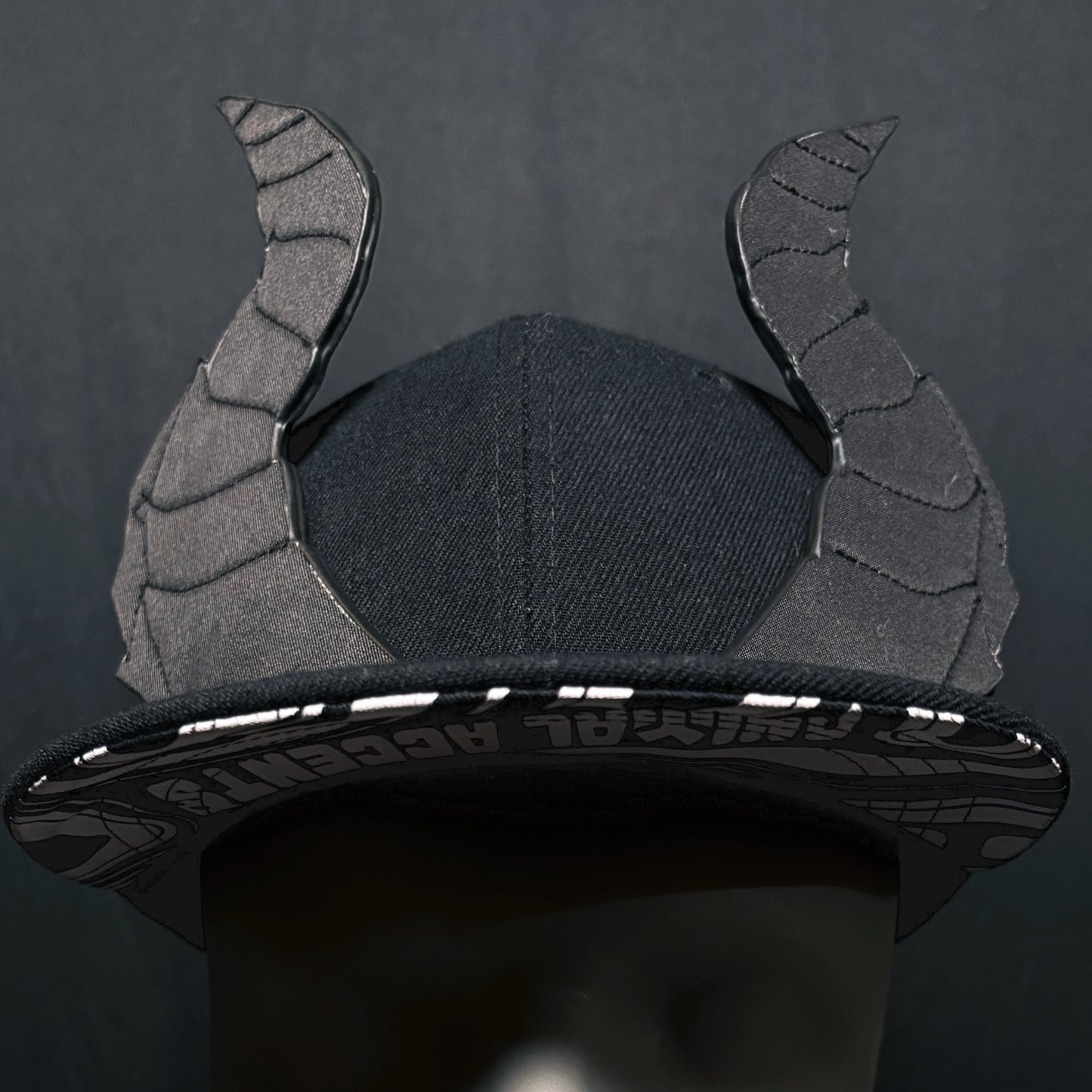 Black Jagged Horns