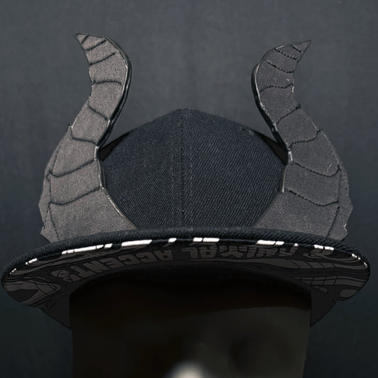 Black Jagged Horns